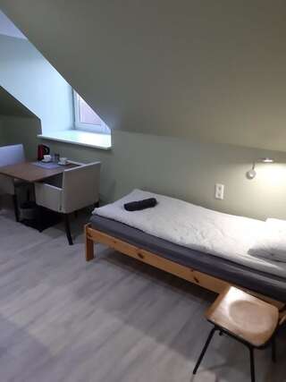 Хостелы Sesoon Hostel Таллин Двухместный номер с 2 отдельными кроватями-14